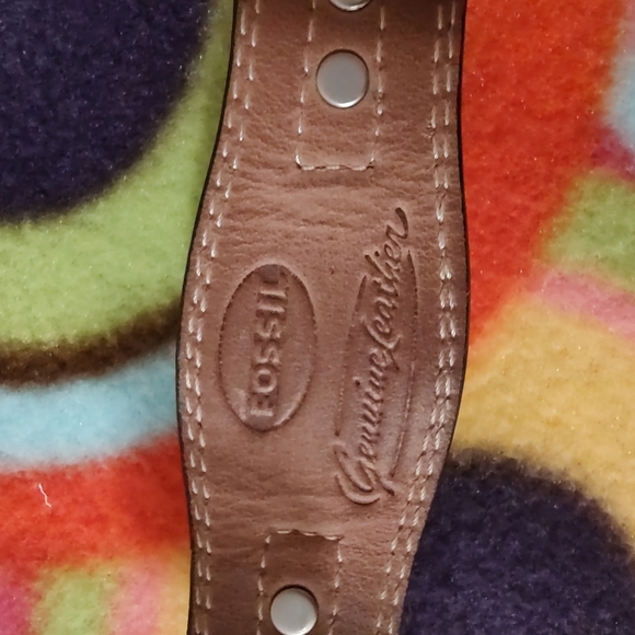 Ladies Fossil Black and Silver Watch with Textured Leather Strap - Picture 3 of 4